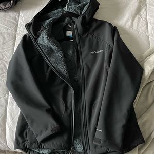 Columbia soft shell full zip jacket